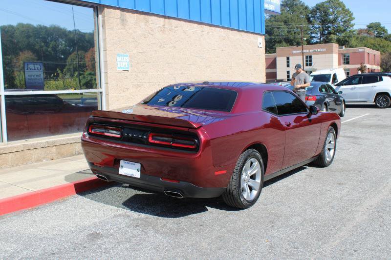 Used 2021 Dodge Challenger SXT w/ Driver Convenience Group image 4