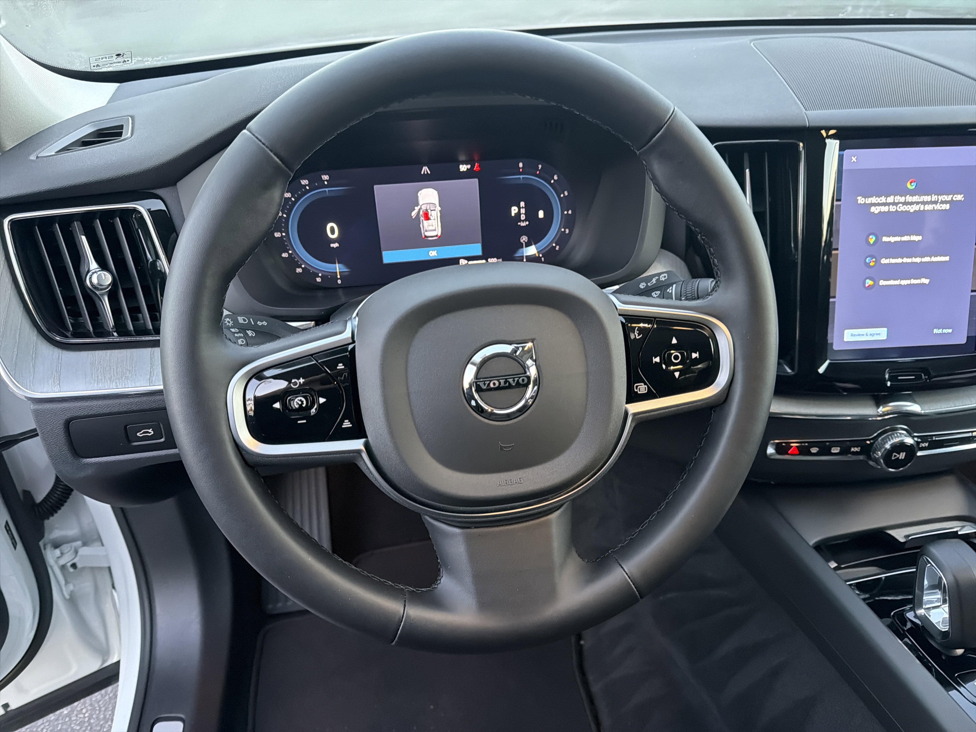 Certified 2025 Volvo XC60 B5 Plus image 18