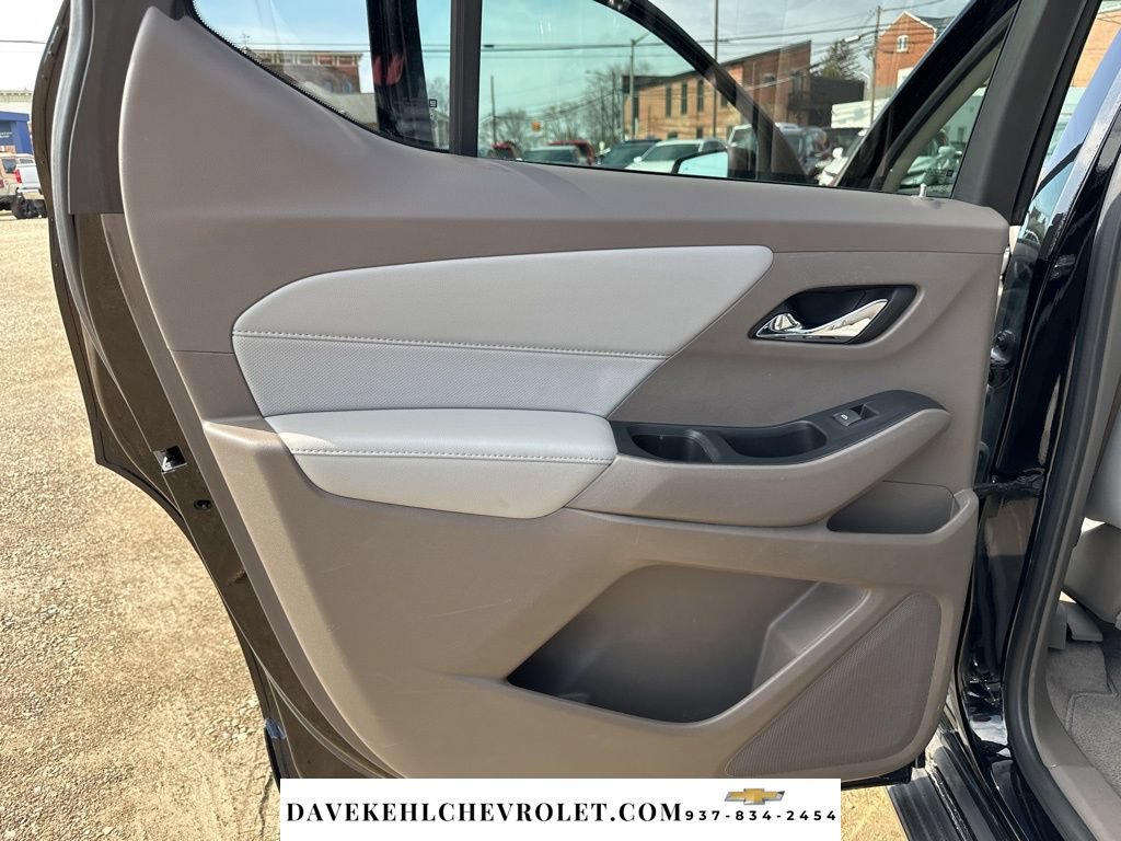 Used 2021 Chevrolet Traverse Premier AWD/4WD image 17