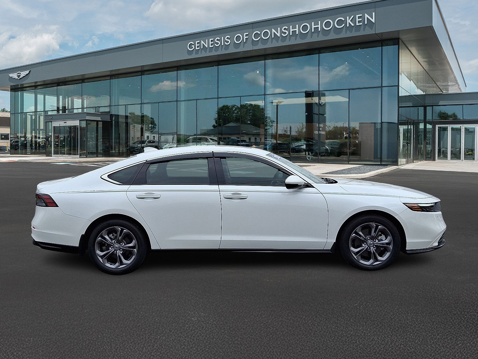 Used 2023 Honda Accord EX-L image 7