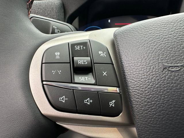 New 2025 Ford Explorer Active w/ Active Comfort Package image 12