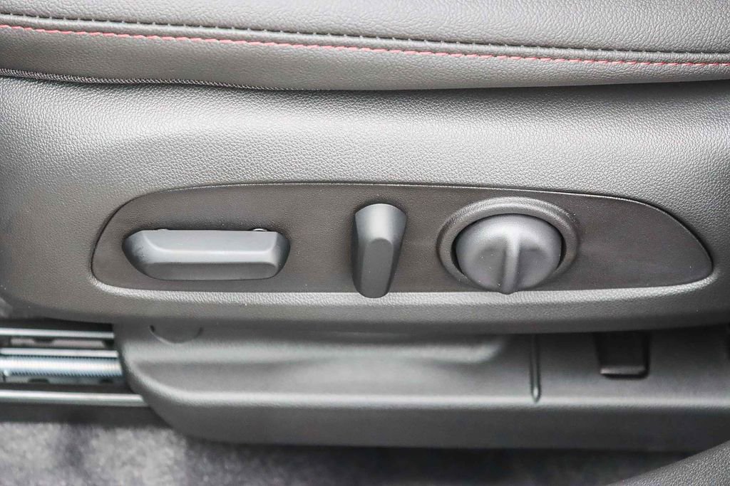 New 2026 Chevrolet Trax RS image 20