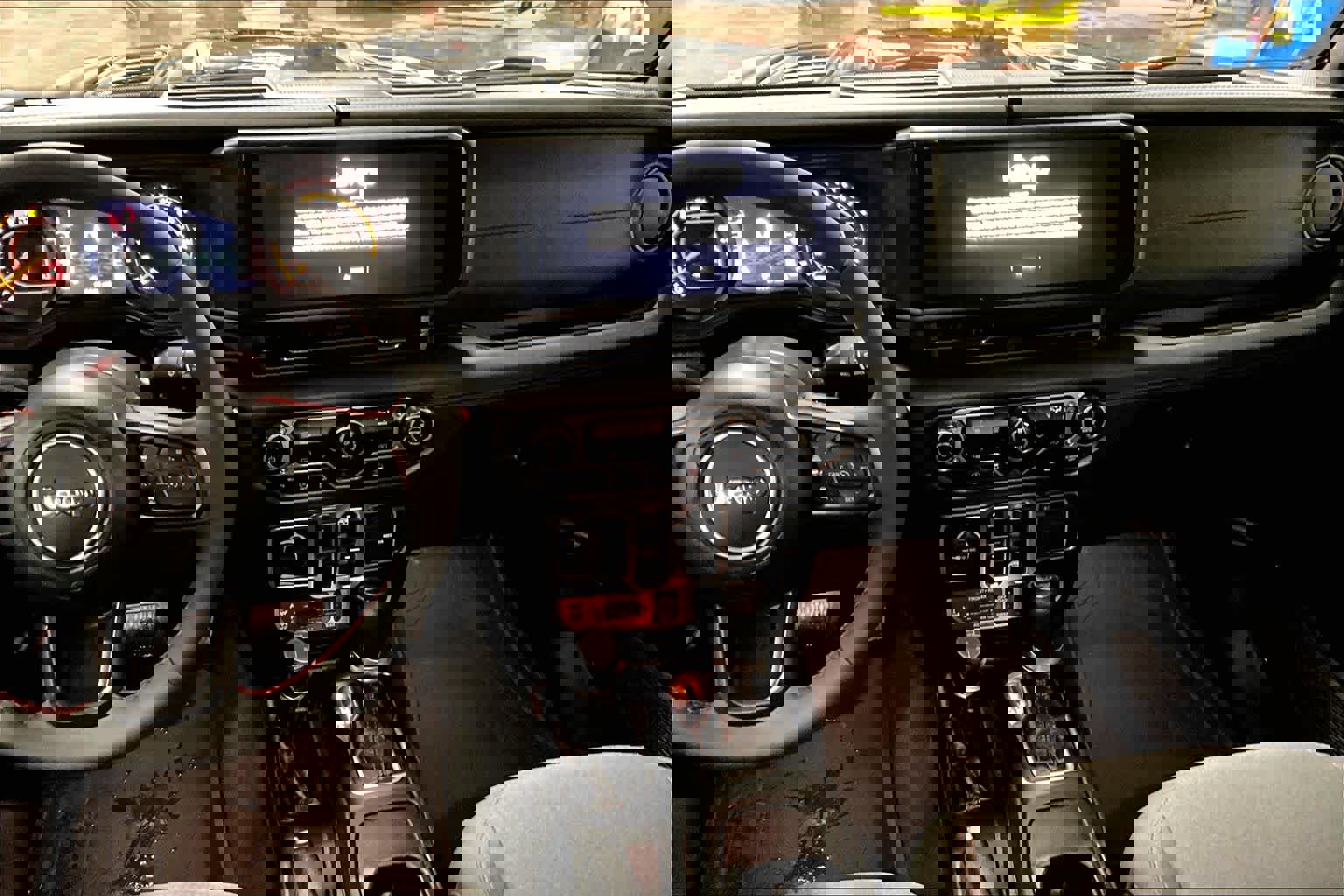 Used 2024 Jeep Wrangler Unlimited Rubicon image 6