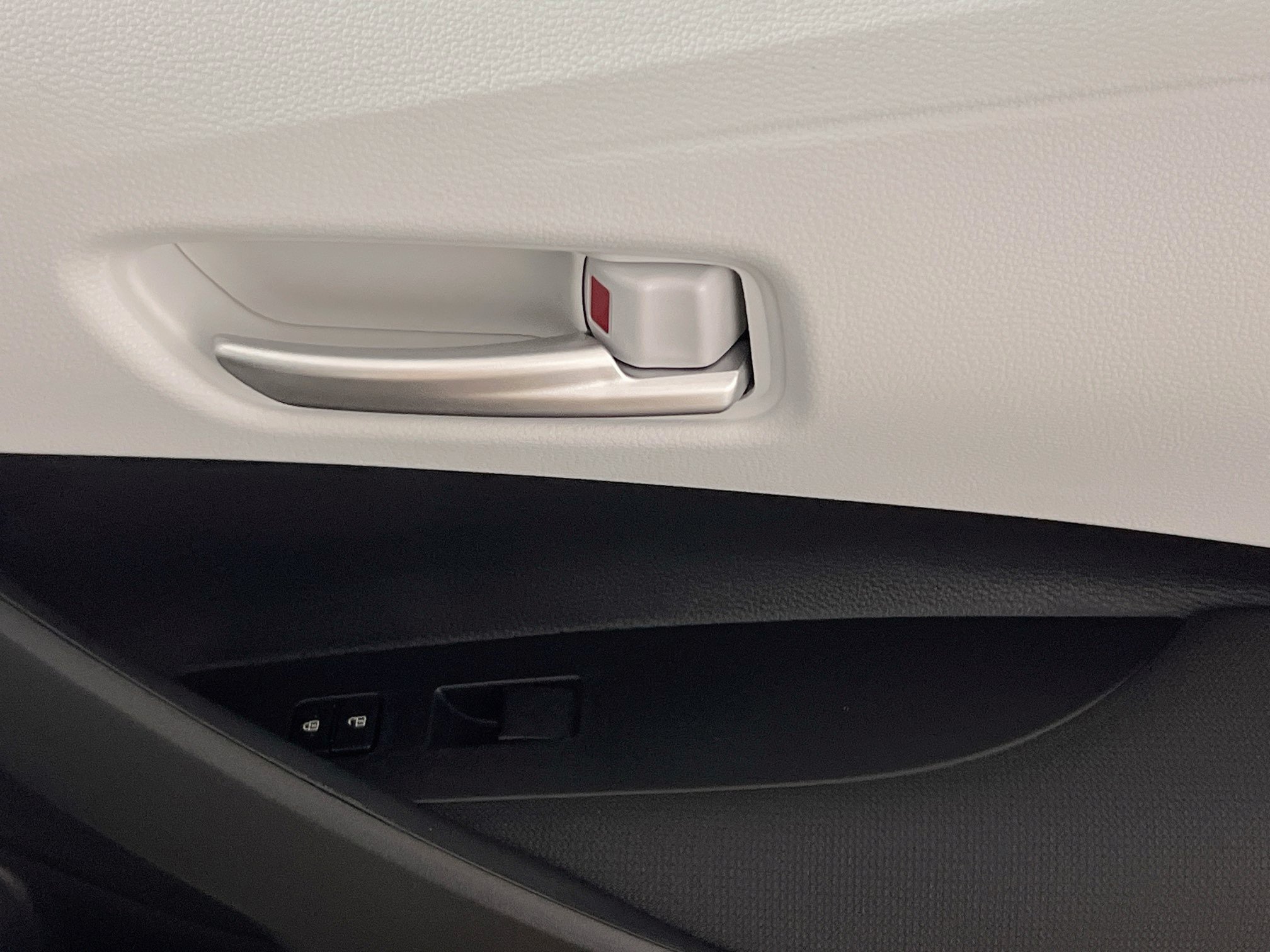 New 2026 Toyota Corolla SE FWD image 31
