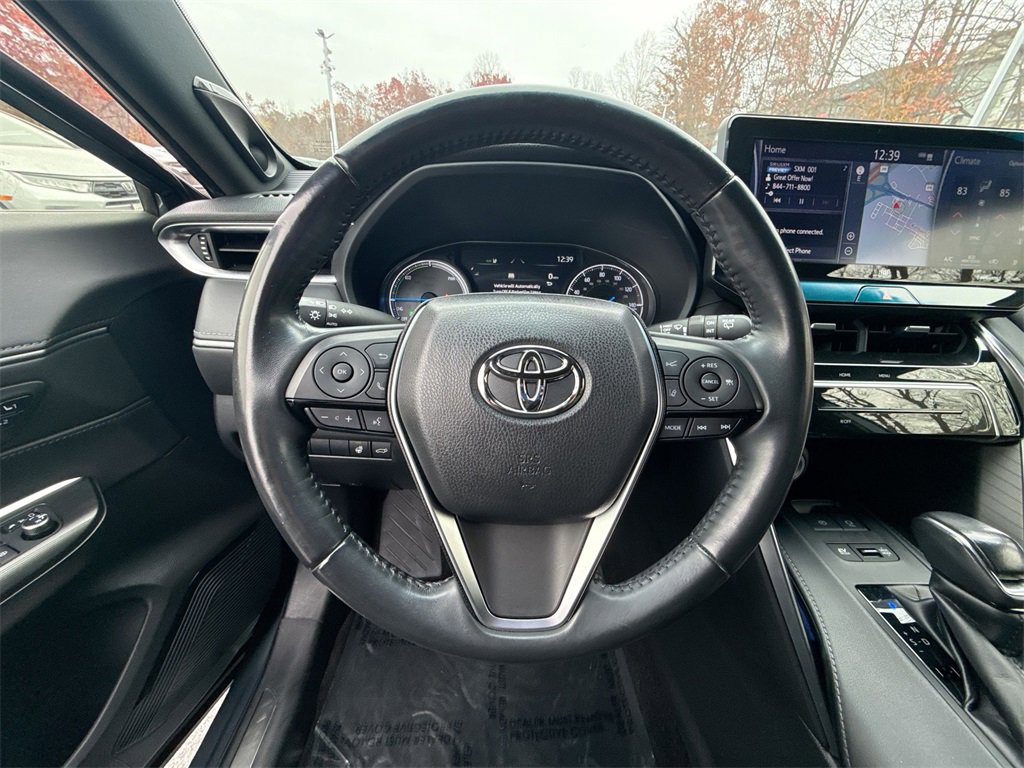 Used 2021 Toyota Venza XLE image 11
