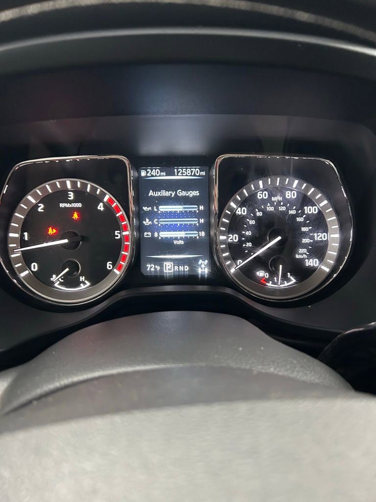 Used 2017 Nissan Titan Platinum Reserve image 8