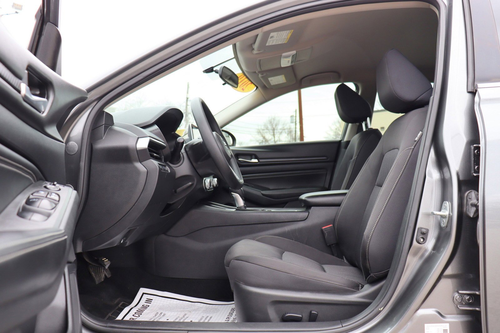 Used 2019 Nissan Altima 2.5 S FWD image 11