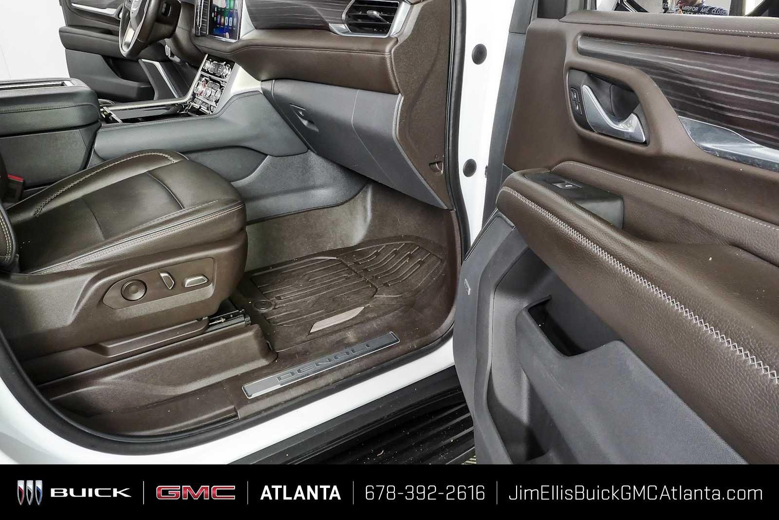 Certified 2022 GMC Yukon XL Denali w/ Max Trailering Package AWD/4WD image 26