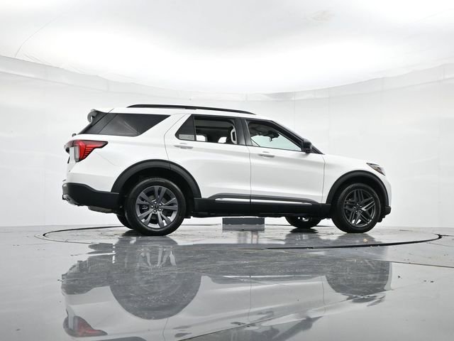 New 2025 Ford Explorer Active w/ Active Comfort Package image 33
