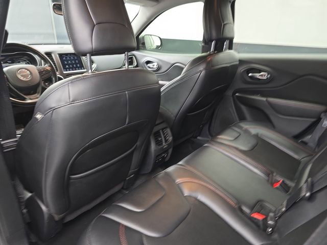 Used 2020 Jeep Cherokee Trailhawk w/ Cold Weather Group image 43