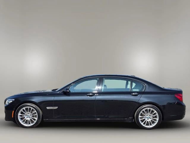 Used 2013 BMW 750Li xDrive AWD/4WD image 8