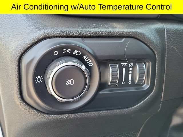 Certified 2022 Jeep Wrangler Sport AWD/4WD image 13