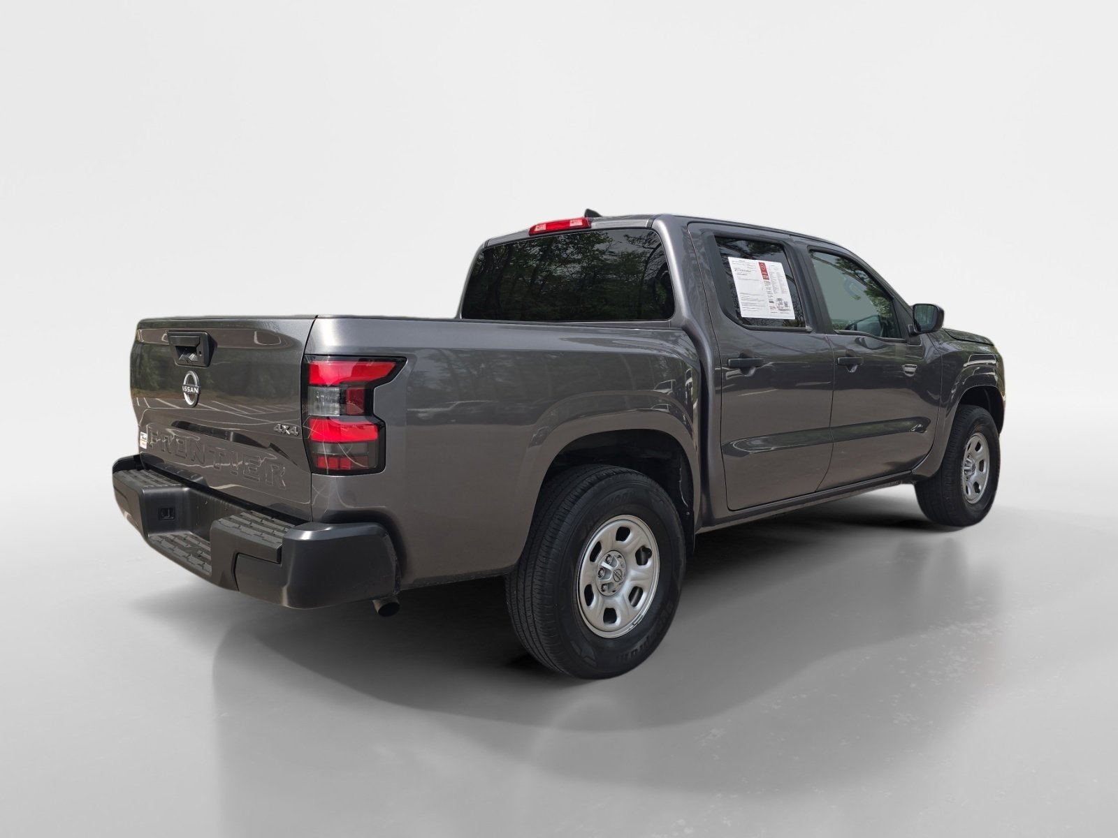 Certified 2024 Nissan Frontier S image 5