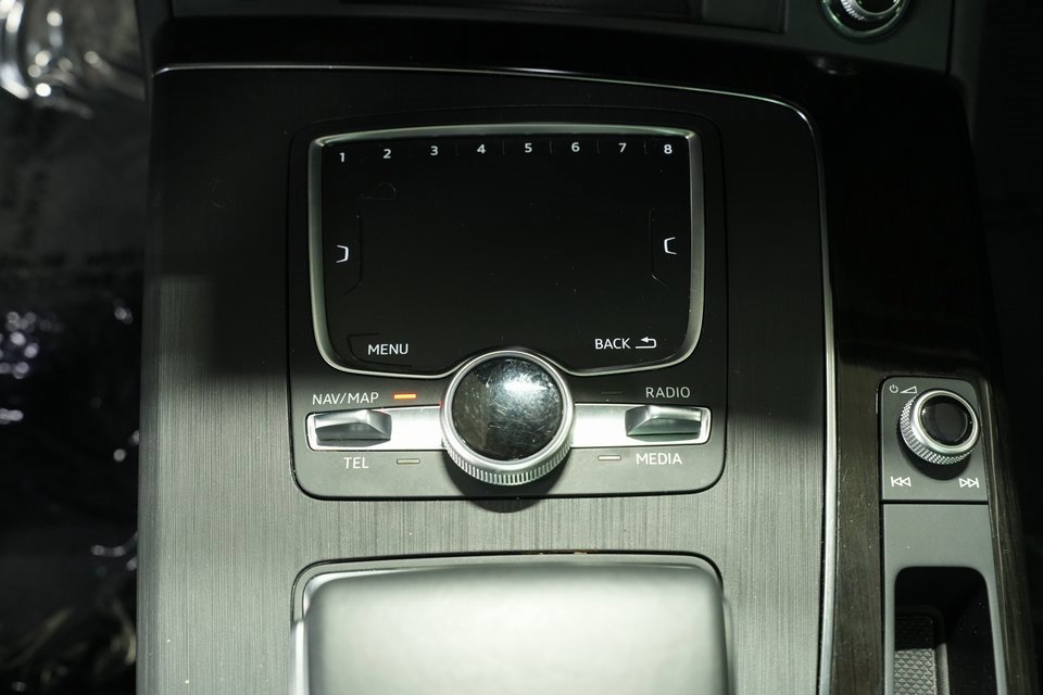 Used 2020 Audi Q5 2.0T Premium Plus w/ Premium Plus Package image 37