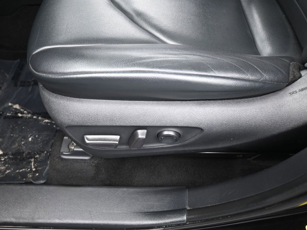 Used 2021 Toyota Highlander XLE image 15