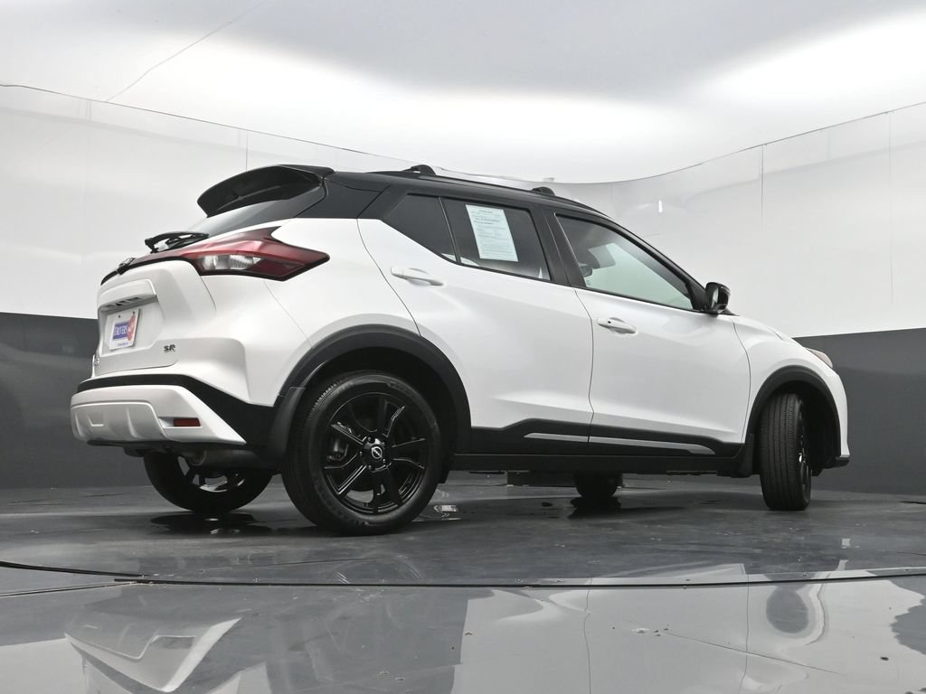 Used 2024 Nissan Kicks SR FWD image 28
