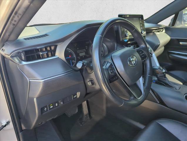 Used 2022 Toyota Venza XLE AWD/4WD image 13