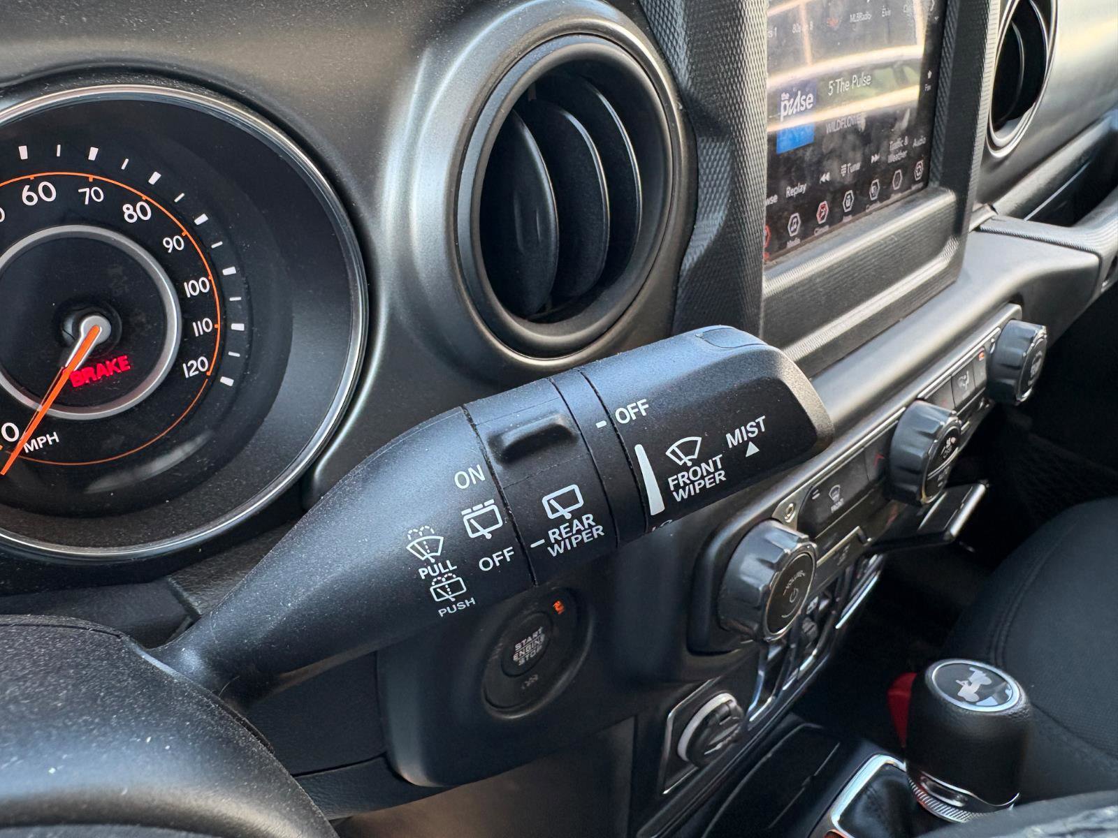 Used 2022 Jeep Wrangler Unlimited Sport AWD/4WD image 31