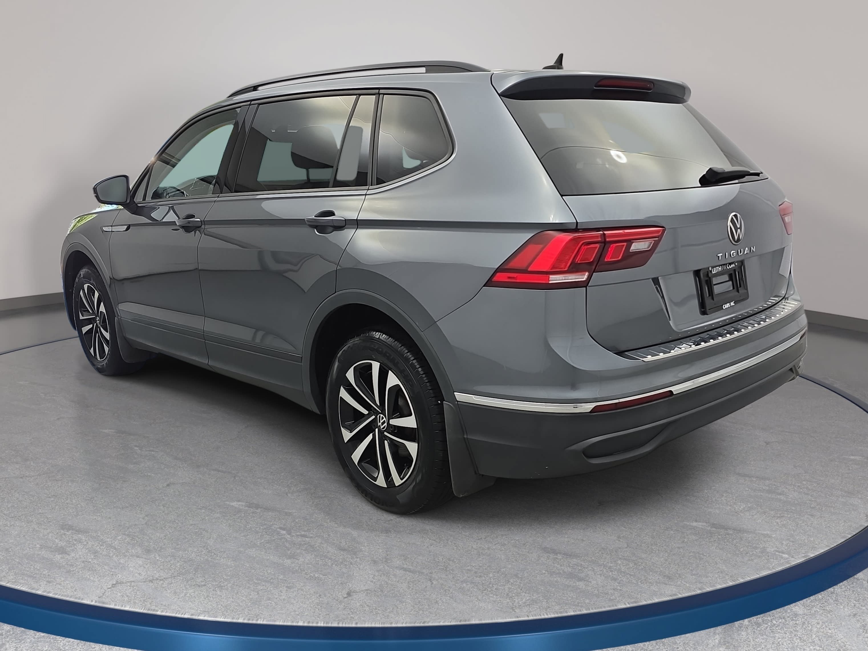 Used 2023 Volkswagen Tiguan S FWD image 7