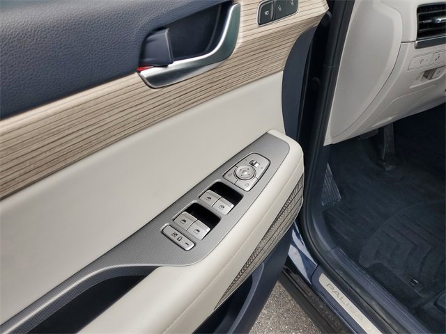 Used 2021 Hyundai Palisade Limited image 12