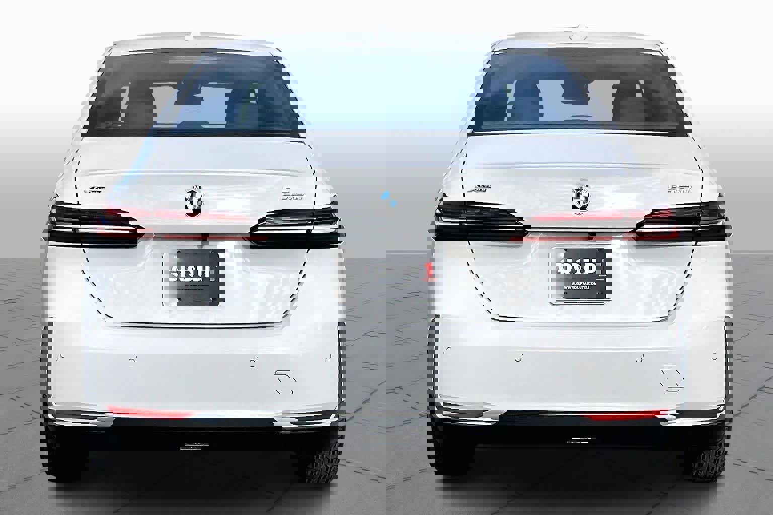 Used 2025 BMW 530i xDrive image 5