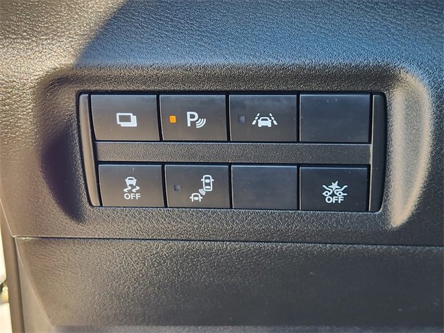 Used 2022 Nissan Kicks S image 21