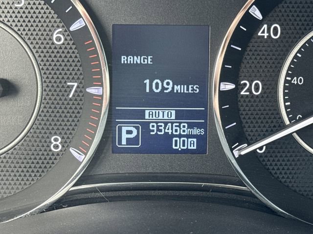 Used 2020 Nissan Armada SL image 28