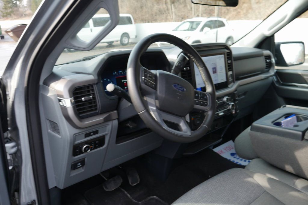 Used 2025 Ford F150 XLT w/ Equipment Group 301A Standard image 10