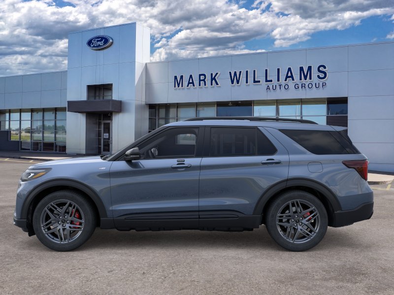 New 2026 Ford Explorer ST-Line w/ ST-Line Street Pack AWD/4WD image 4