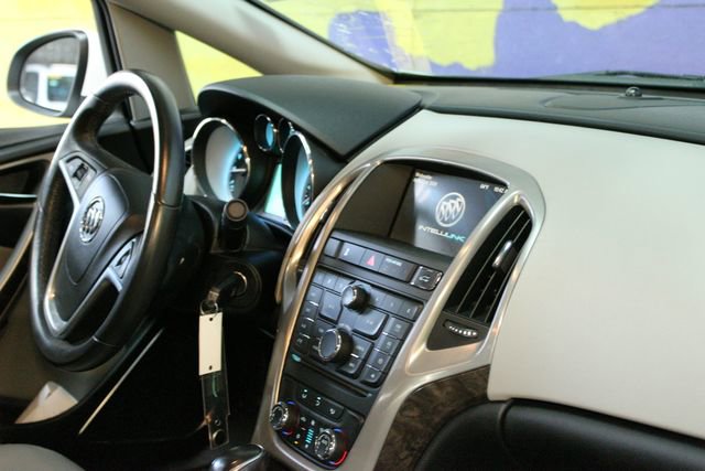Used 2017 Buick Verano Convenience FWD image 7