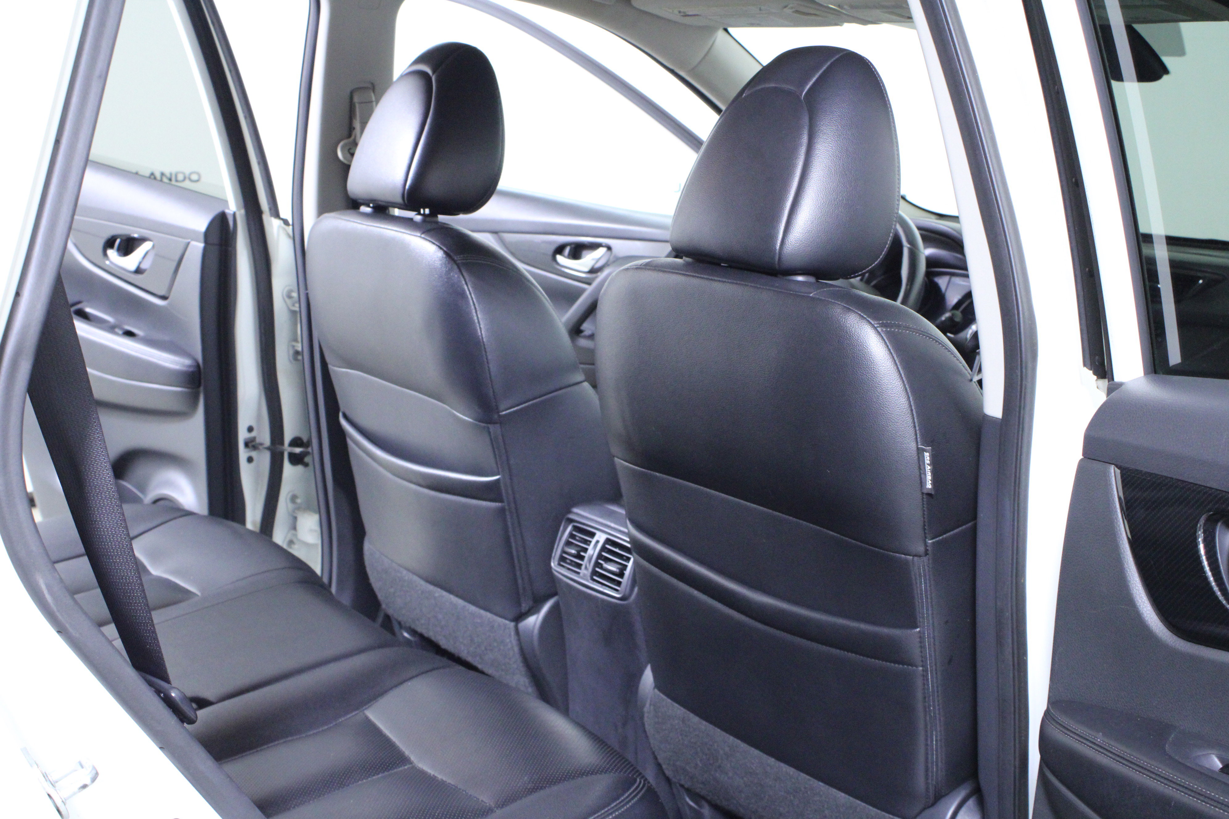 Used 2017 Nissan Rogue SL w/ SL Premium Package image 14