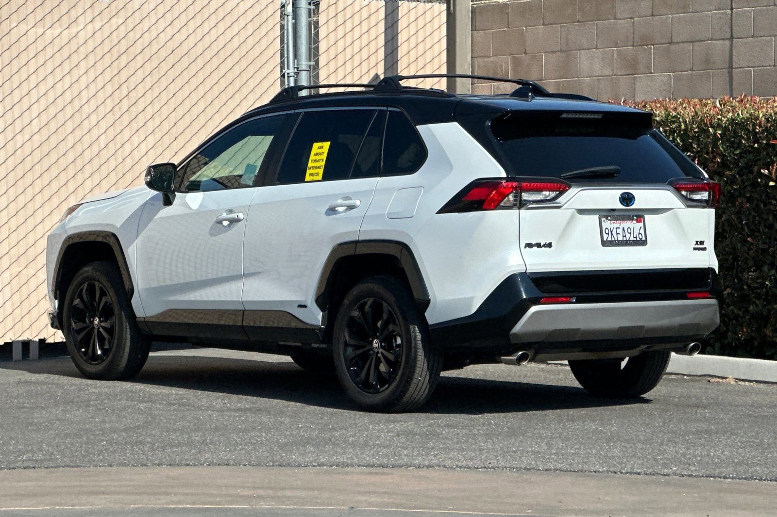 Used 2024 Toyota RAV4 XSE w/ Weather Package AWD/4WD image 6