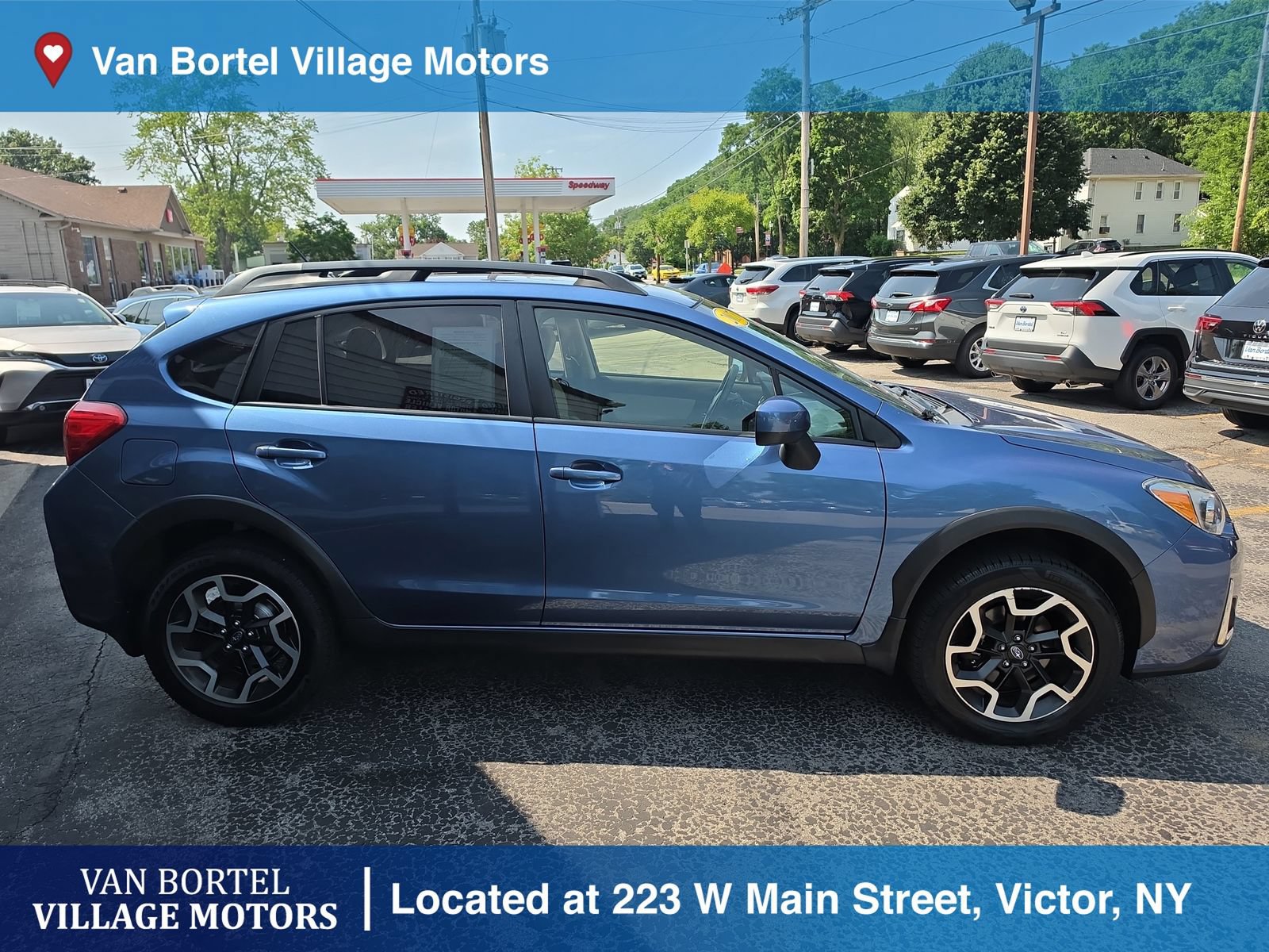 Used 2017 Subaru Crosstrek 2.0i Premium w/ Moonroof Package AWD/4WD image 4