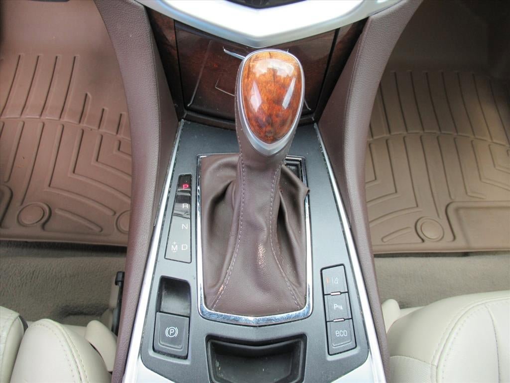 Used 2016 Cadillac SRX Luxury w/ Driver Awareness Package FWD image 24