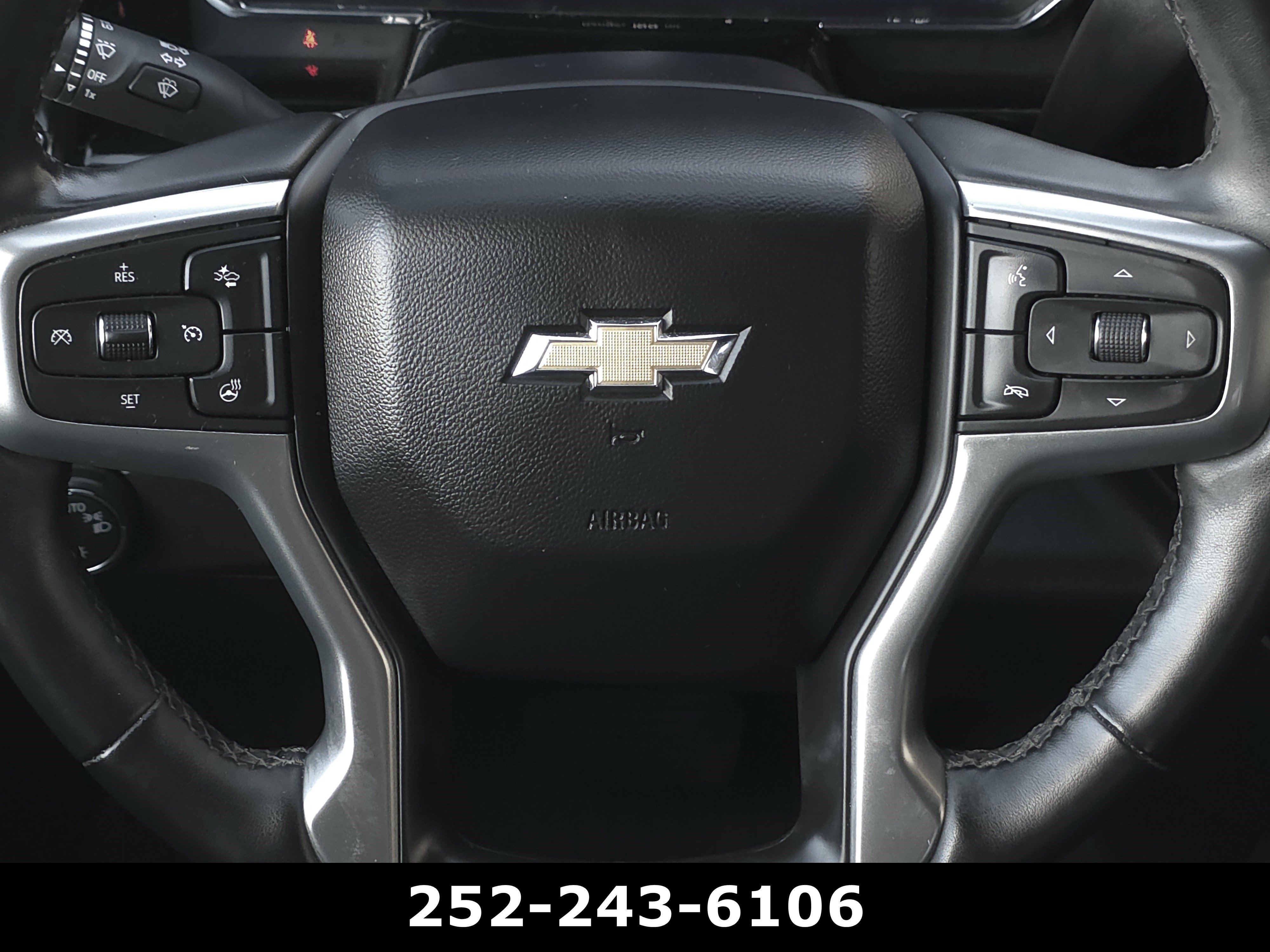Used 2023 Chevrolet Silverado 1500 LT AWD/4WD image 25