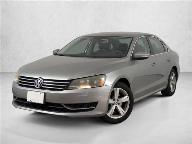 Used 2012 Volkswagen Passat 2.5 SE image 1