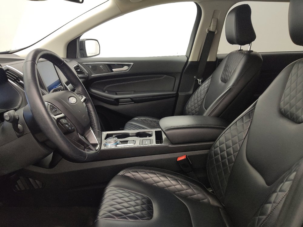 Used 2024 Ford Edge Titanium image 17