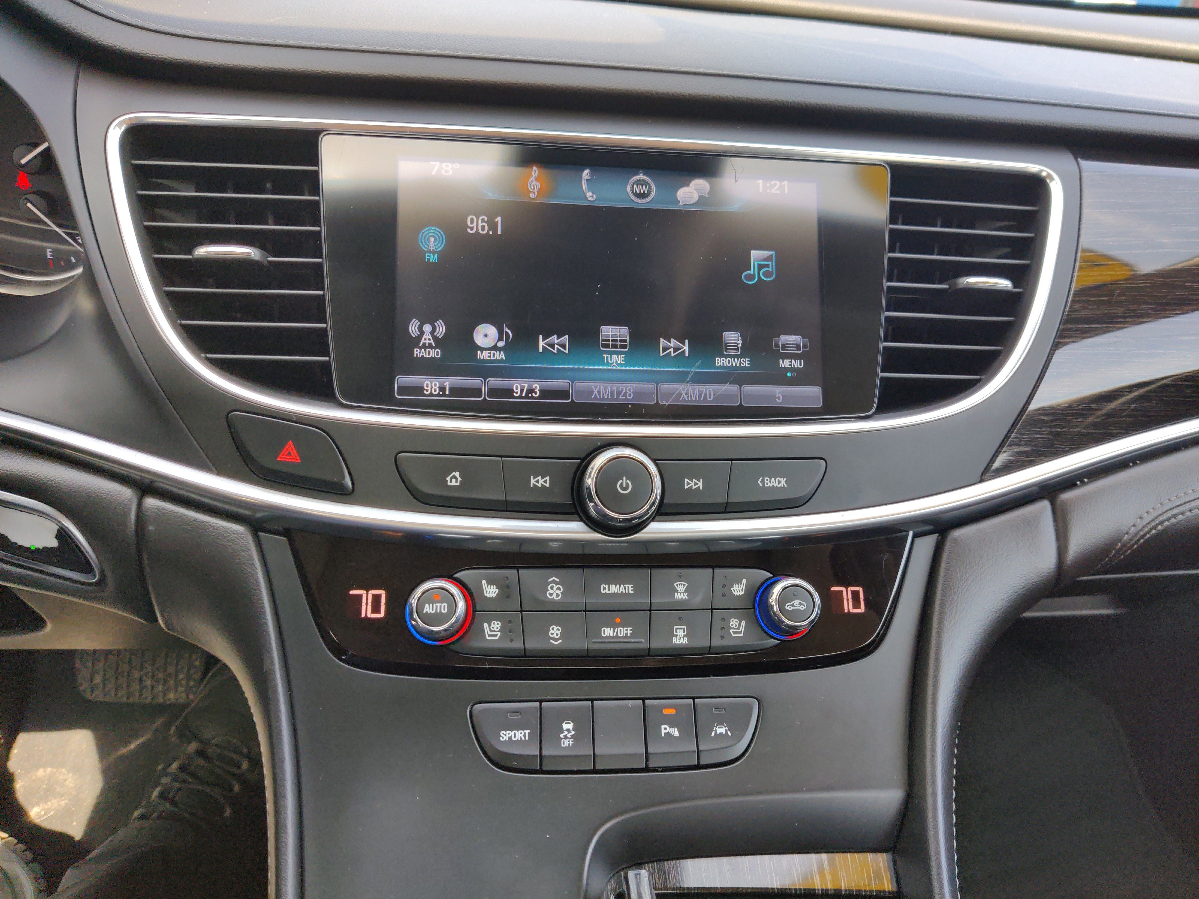 Used 2017 Buick LaCrosse Premium w/ Sun and Shade Package image 20