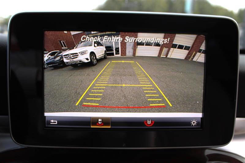 Used 2017 Mercedes-Benz C 300 Sedan w/ Premium 1 Package image 21