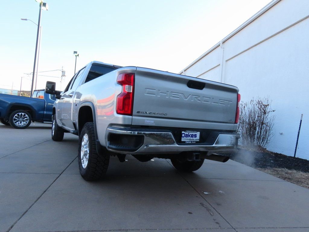 Used 2022 Chevrolet Silverado 2500 LTZ image 5