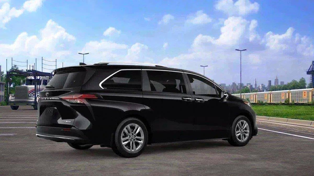 New 2026 Toyota Sienna Limited AWD/4WD image 18