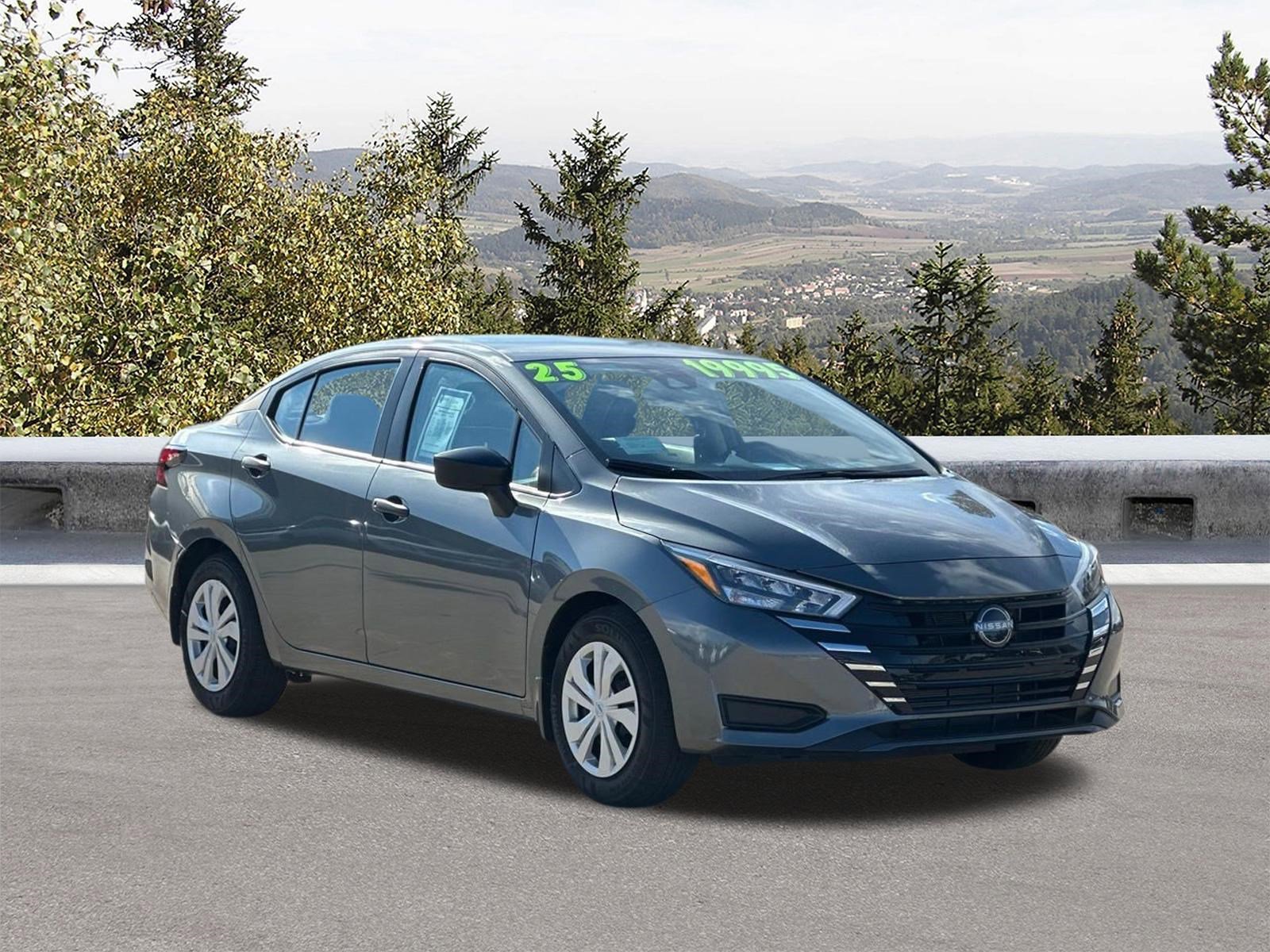 Used 2025 Nissan Versa S w/ Trunk Package image 2