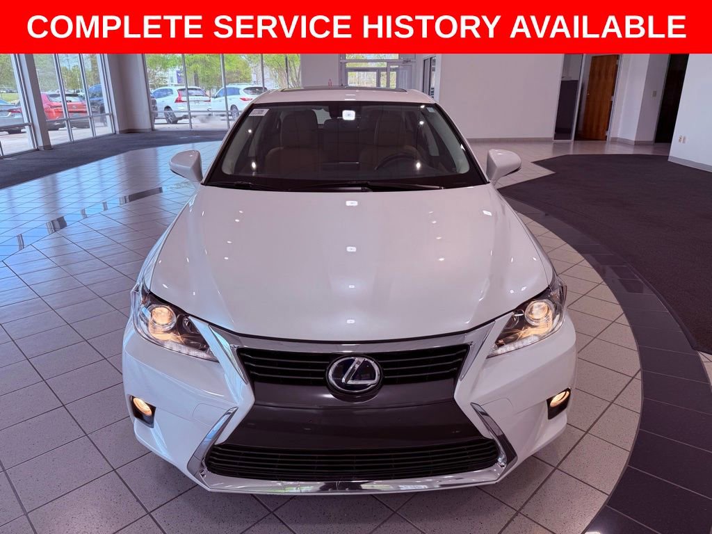 Used 2017 Lexus CT 200h w/ Navigation System Package image 2