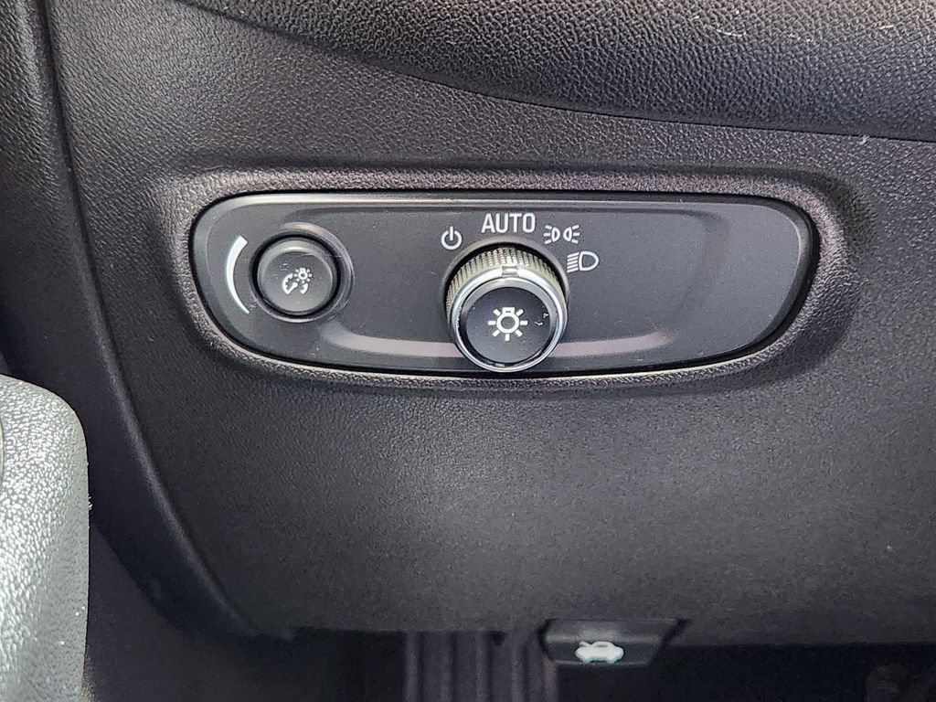 Used 2022 Chevrolet Equinox LT FWD image 12