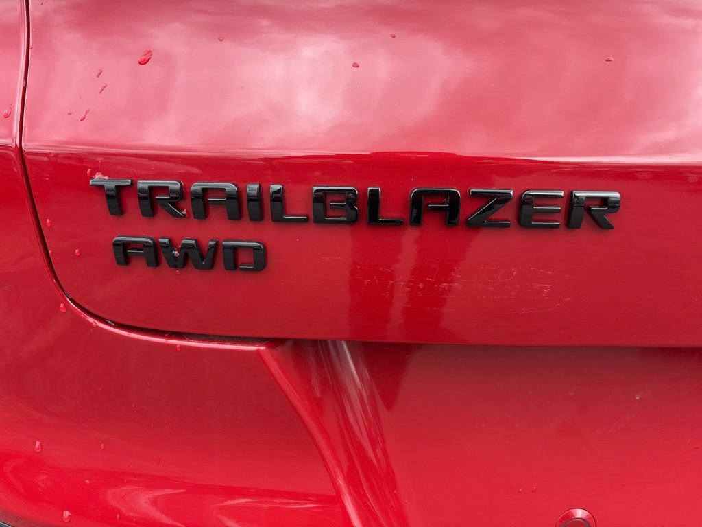 Used 2026 Chevrolet TrailBlazer RS w/ Driver Confidence Package AWD/4WD image 16