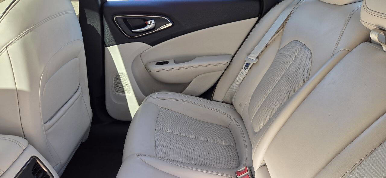 Used 2015 Chrysler 200 C w/ Navigation & Sound Group I image 13