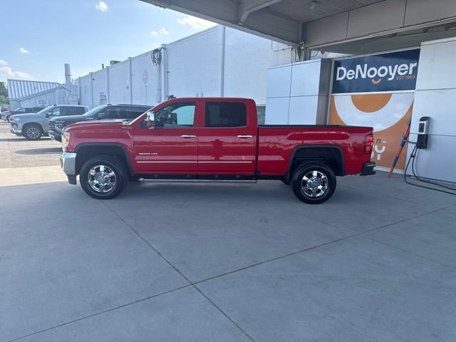 Used 2019 GMC Sierra 3500 SLT w/ Duramax Plus Package AWD/4WD image 7