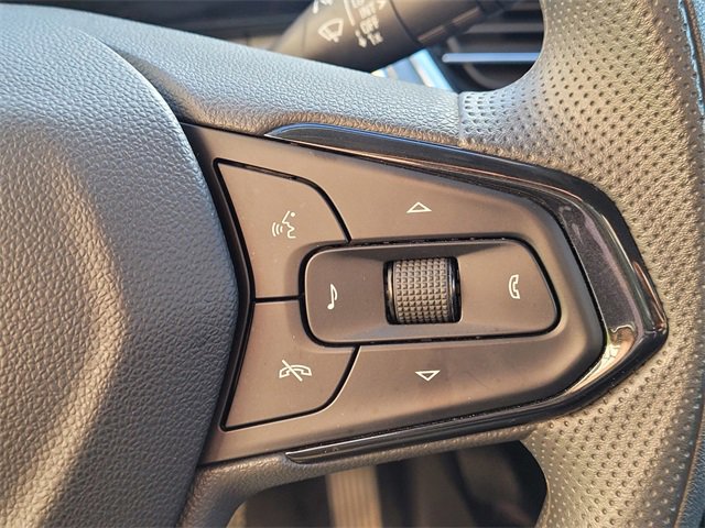 Used 2025 Chevrolet Trax LT w/ LPO, Blackout Package image 15