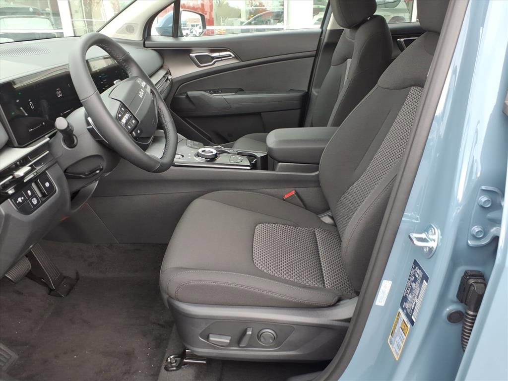 New 2026 Kia Sportage S image 16
