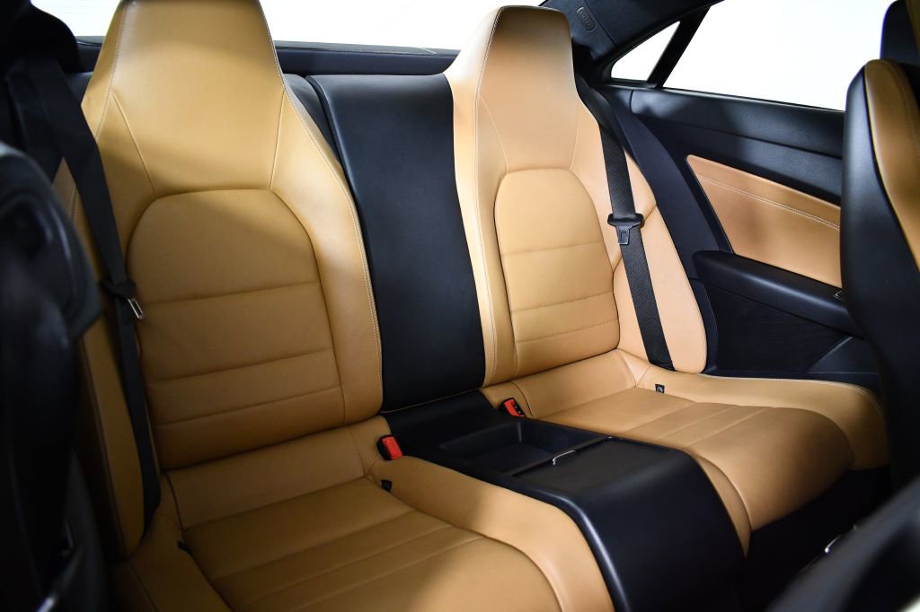 Used 2015 Mercedes-Benz E 400 4MATIC Coupe image 27